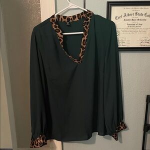 Chic Forest Green Blouse with Leopard Trim